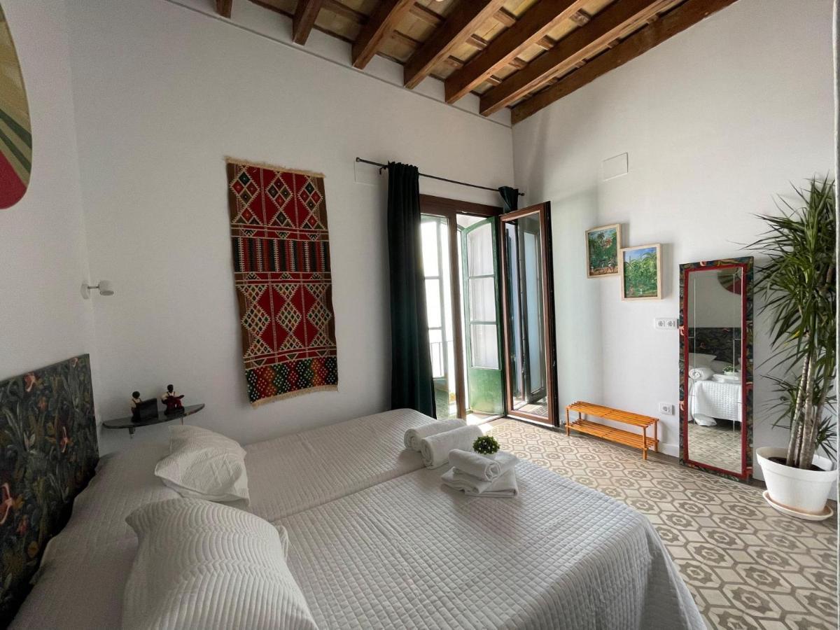 Dona Lola Rooms Conil De La Frontera Bagian luar foto