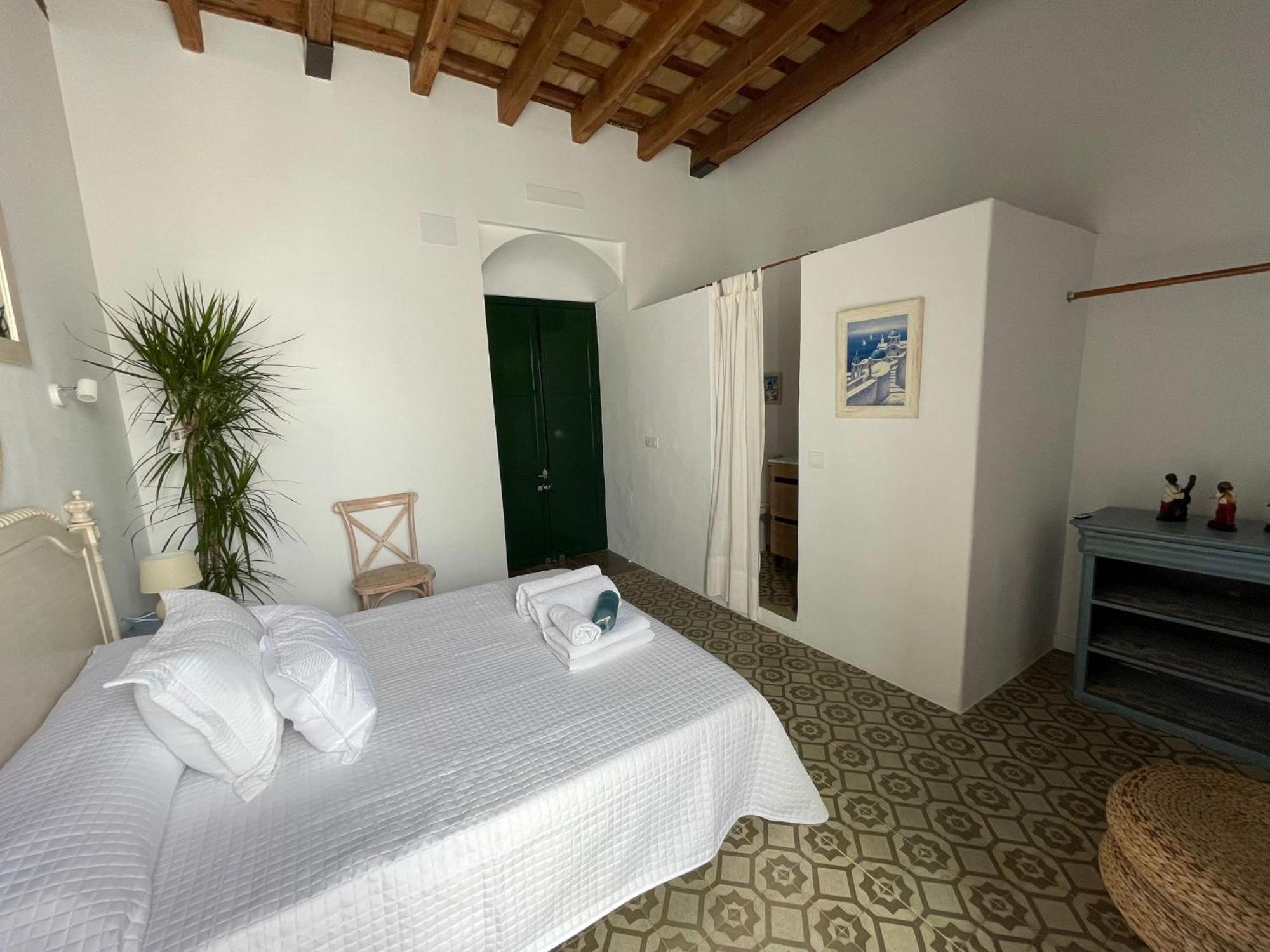 Dona Lola Rooms Conil De La Frontera Bagian luar foto